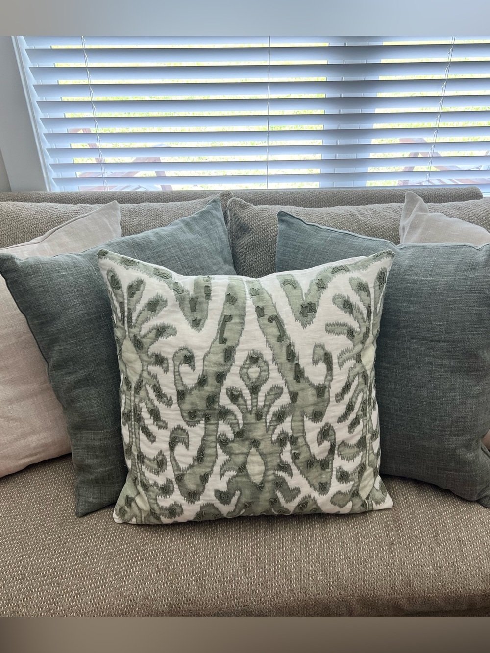 Pottery Barn Belgian Linen Pillows- set of 2 - Picture 3 of 3